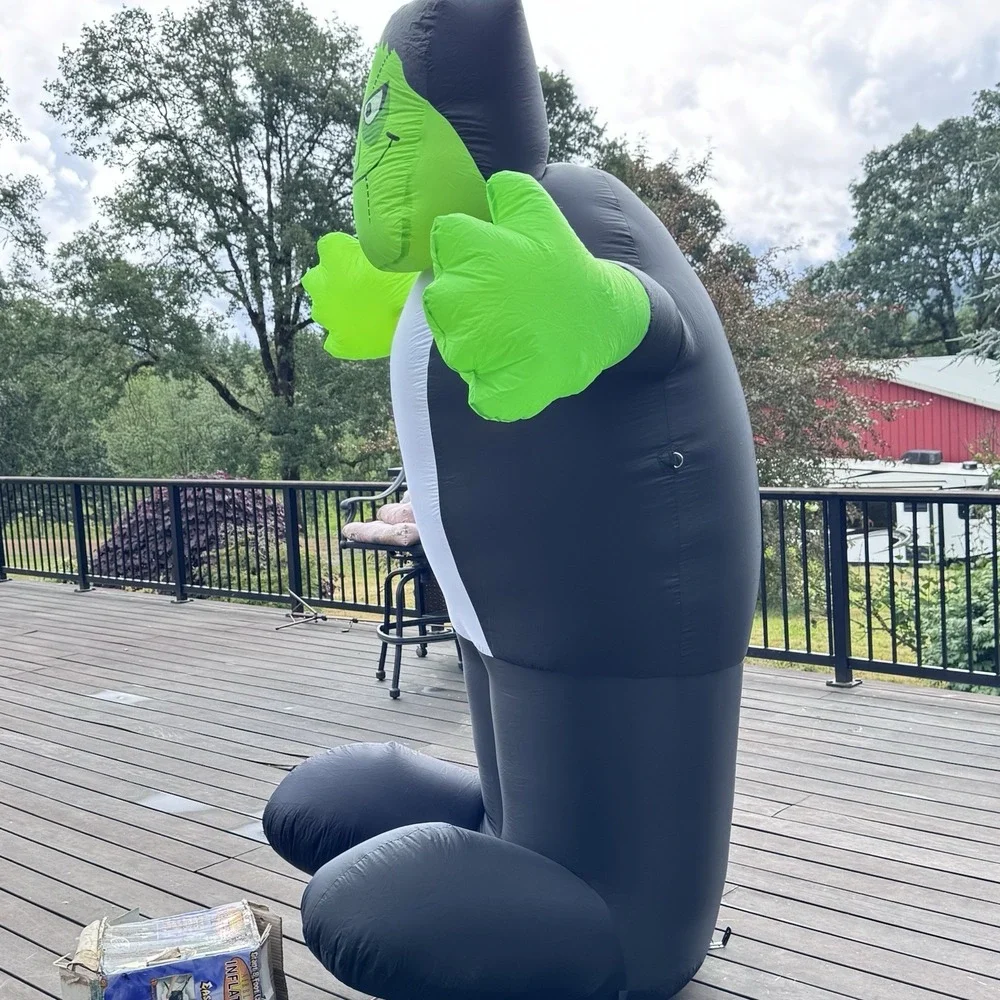 NEW‎ GEMMY 2002 Airblown Halloween Frankenstein w/ Lights Inflatable Monster 8ft